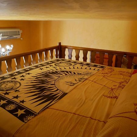 Casa Di Luce Bed & Breakfast Agia Marina  Exterior photo